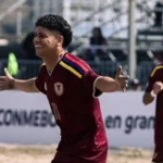 Gobierno venezolano entrega 335 viviendas a familias afectadas por los sismos