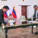 Delcy Rodríguez destaca confianza de inversión colombiana en el desarrollo del Bloque Bare